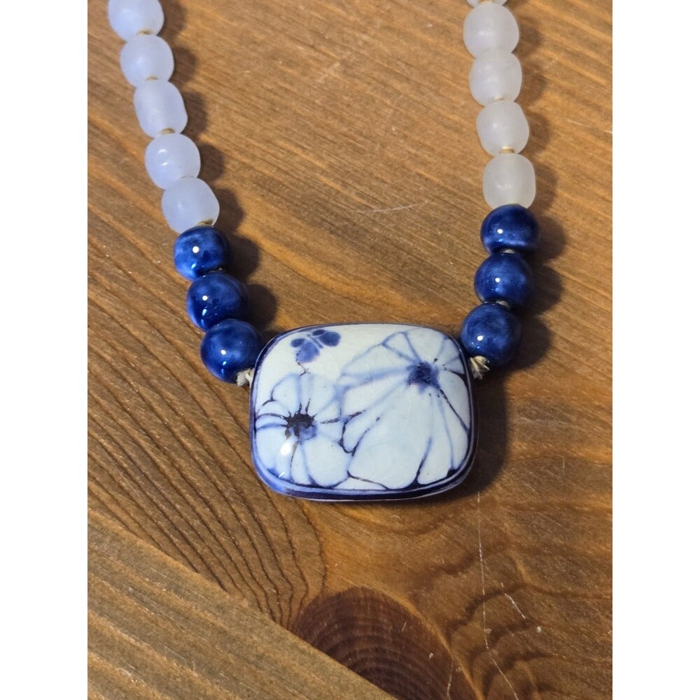 Vintage Artisan-Made Blue & White Floral Pottery Pendant Beaded Necklace